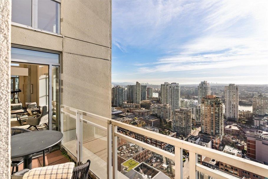 PH 2801 1238 Richards Street Vancouver, BC - 17