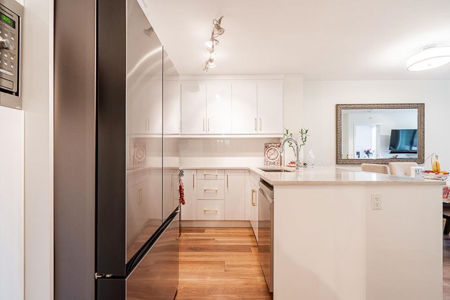 709 2763 Chandlery Place Vancouver, BC - 5