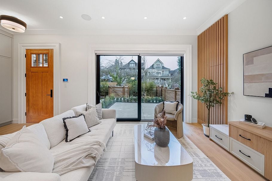 1 1841 Parker Street Vancouver, BC - 10