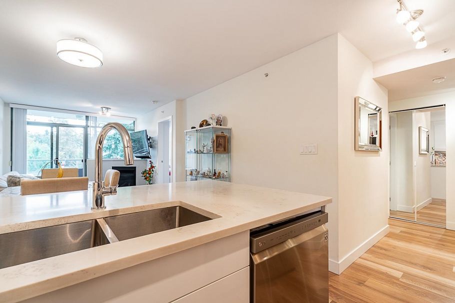 709 2763 Chandlery Place Vancouver, BC - 8