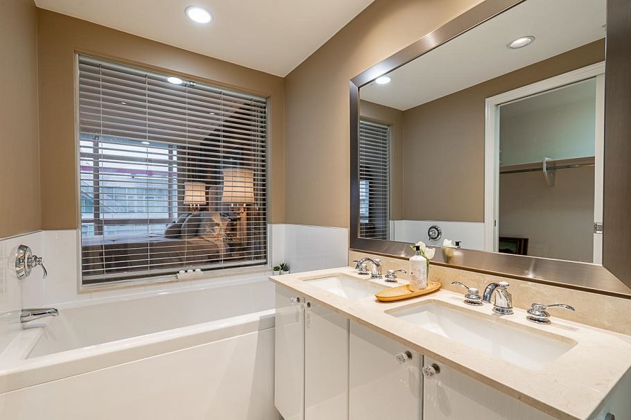 905 172 Victory Ship Way North Vancouver, BC - 12