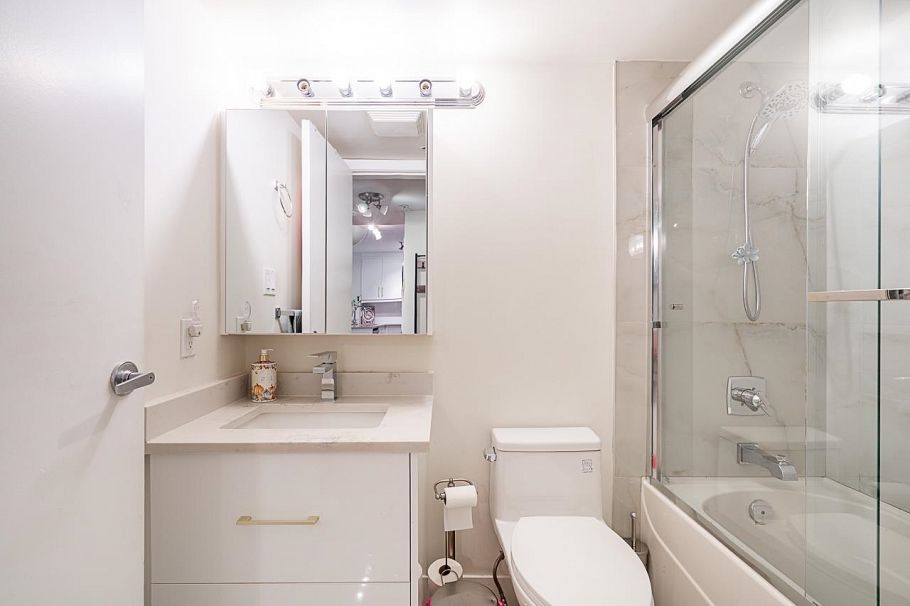 709 2763 Chandlery Place Vancouver, BC - 21