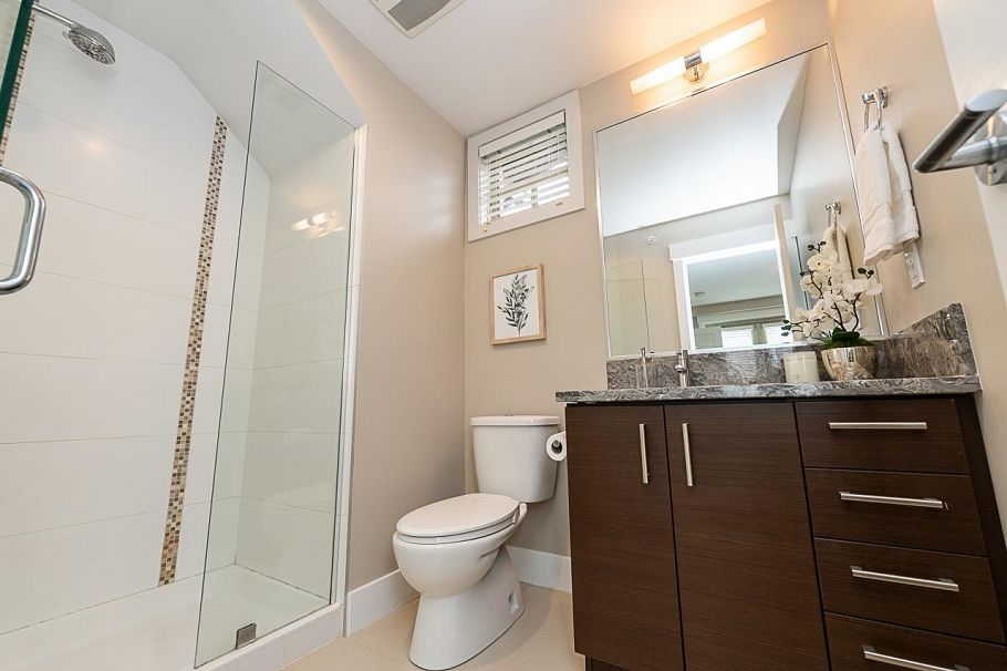 966 W 43rd Avenue Vancouver, BC - 13