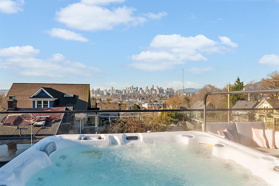 2 1841 Parker Street Vancouver, BC - 35