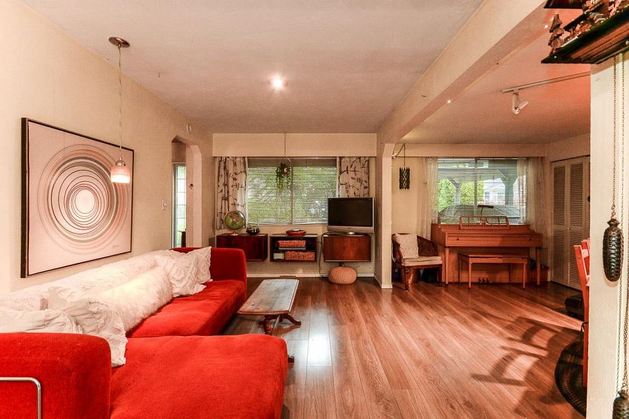 1733 Ross Road North Vancouver, BC - 5