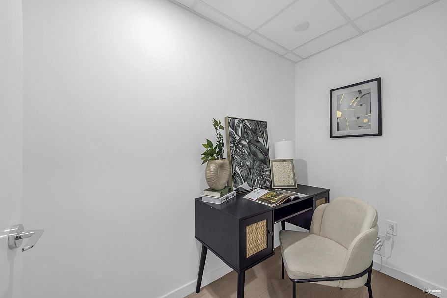 402 8415 Granville Street Vancouver, BC - 13