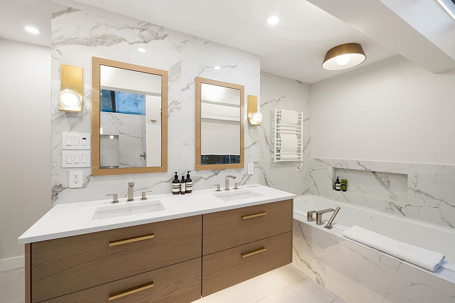 310 Beaver Road North Vancouver, BC - 27