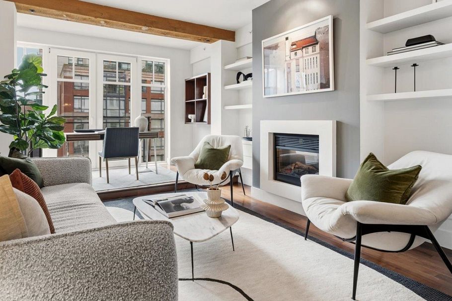 301 1275 Hamilton Street Vancouver, BC - 1