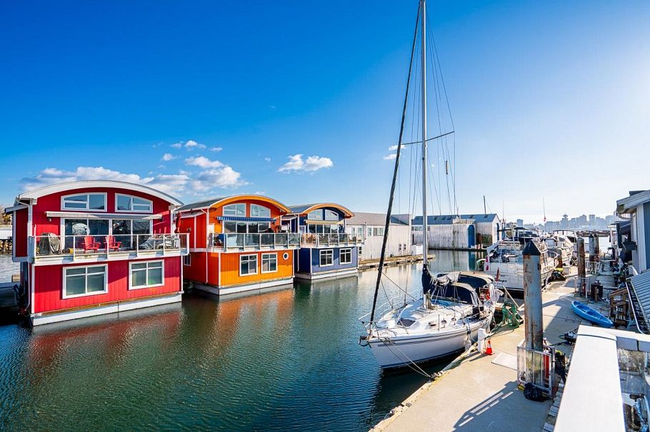 A015 415 Esplanade Avenue North Vancouver, BC - 36