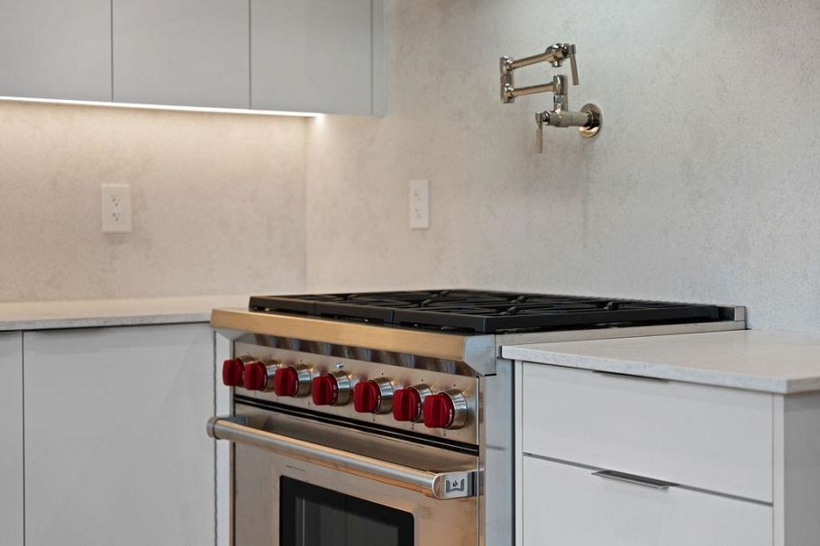 1139 W 33rd Avenue Vancouver, BC - 6