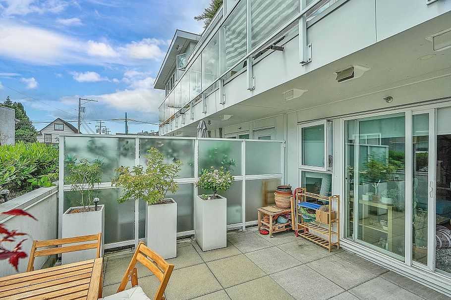 210 2508 Fraser Street Vancouver, BC - 20