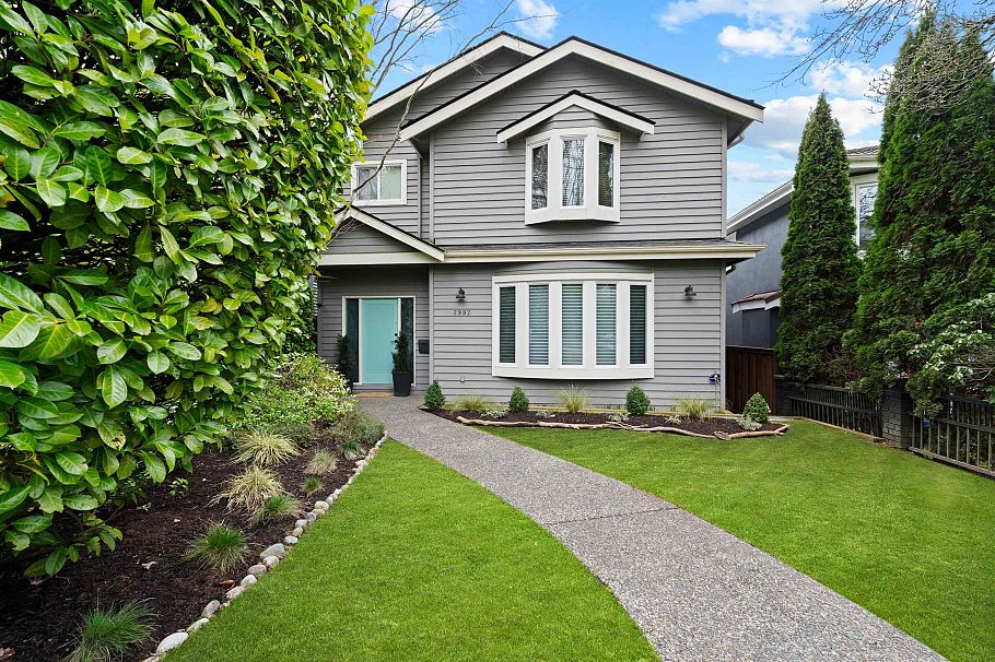 2992 W 42nd Avenue Vancouver, BC - 35