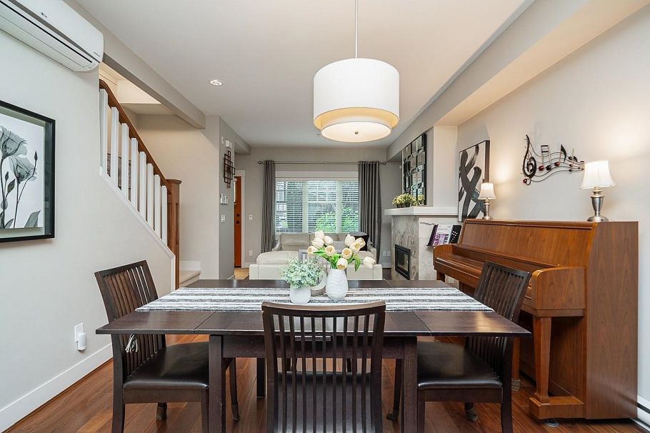 5946 Oak Street Vancouver, BC - 5