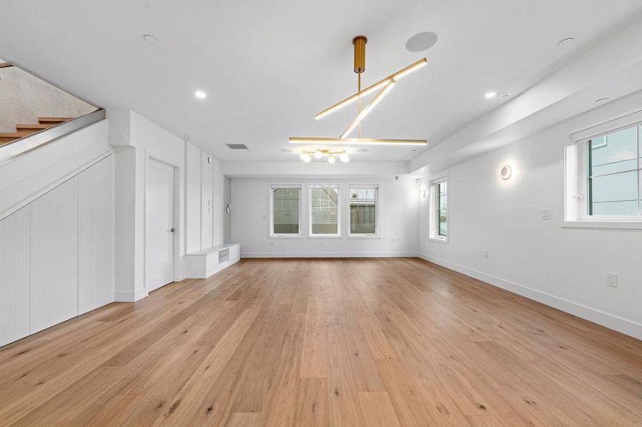 1139 W 33rd Avenue Vancouver, BC - 20