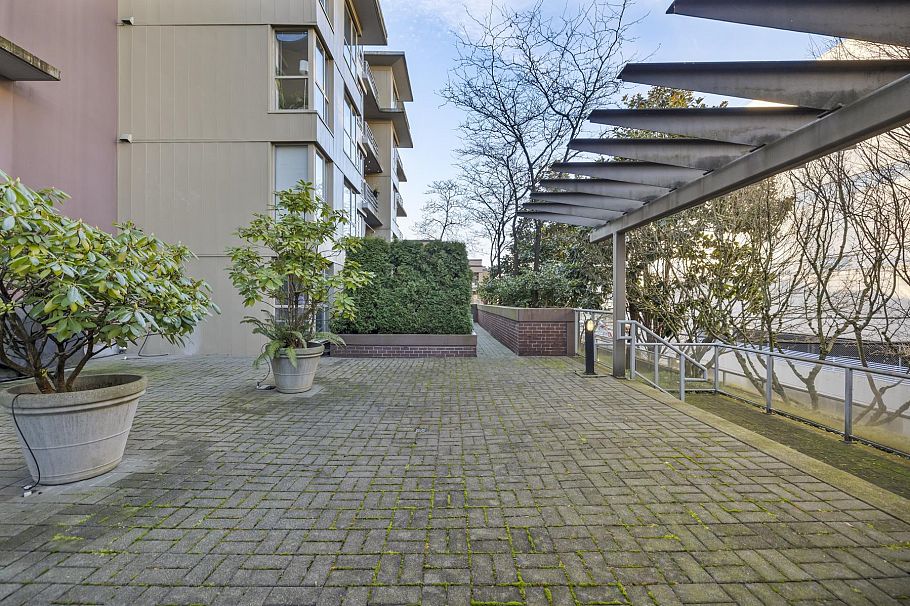 504 2137 W 10th Avenue Vancouver, BC - 33