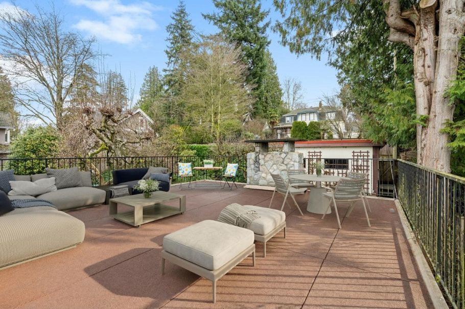 5584 Maple Street Vancouver, BC - 34