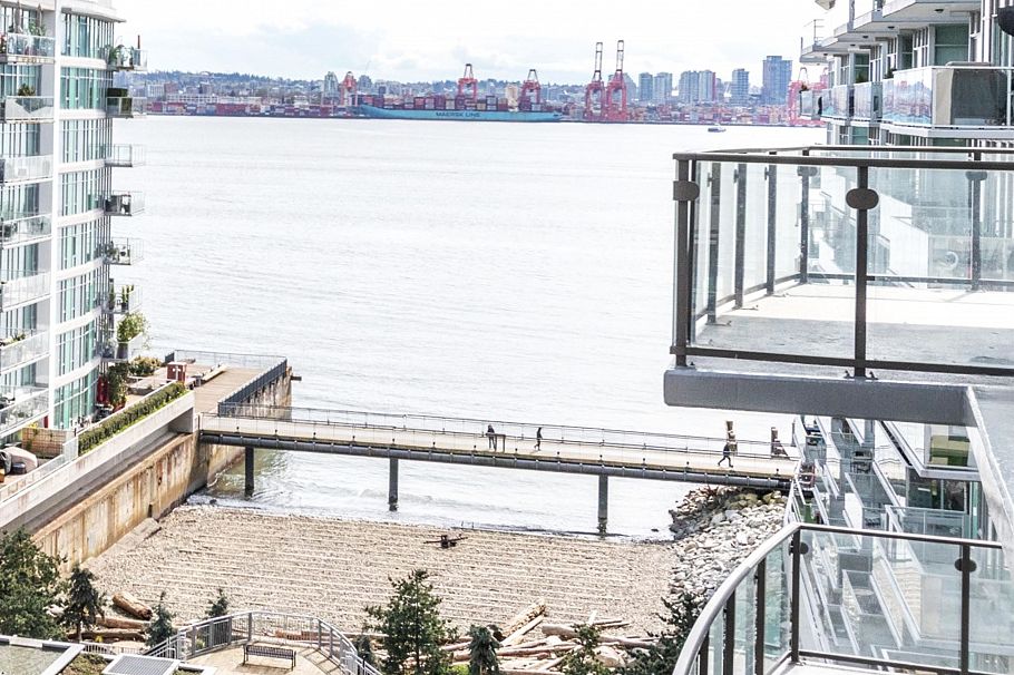 803 162 Victory Ship Way North Vancouver, BC - 3