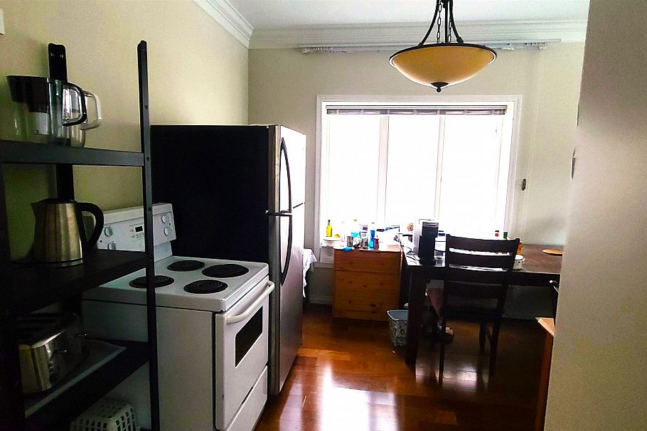 8038 Montcalm Street Vancouver, BC - 6