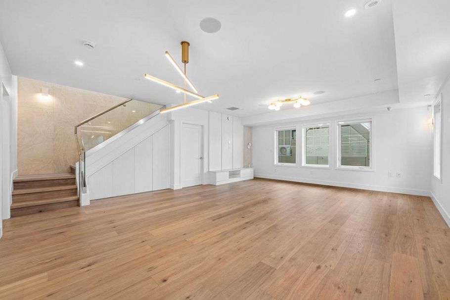 1139 W 33rd Avenue Vancouver, BC - 19