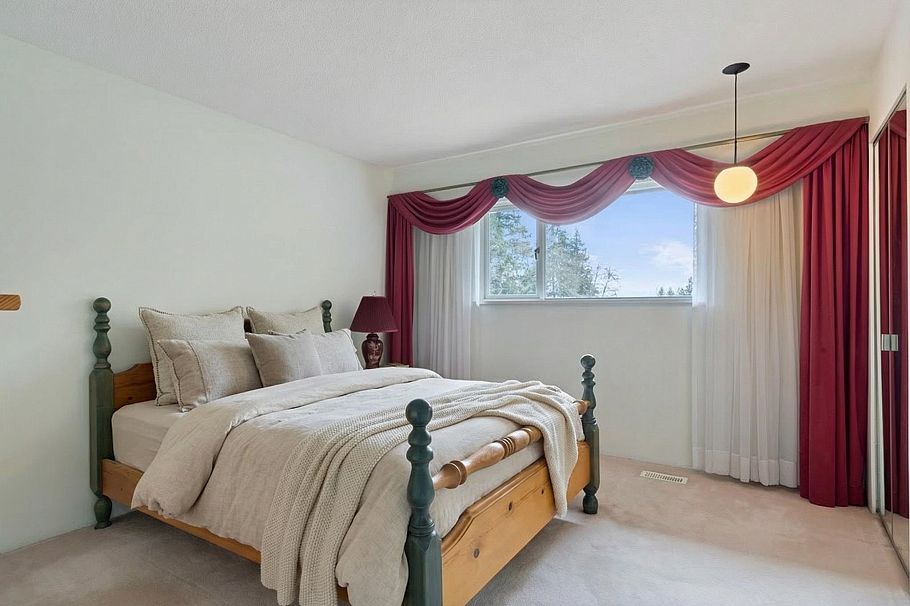 5427 Cliffridge Avenue North Vancouver, BC - 13