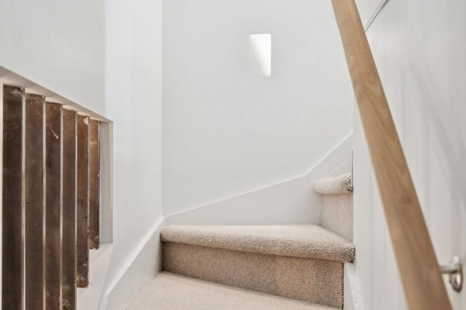 1851 E 16th Avenue Vancouver, BC - 18