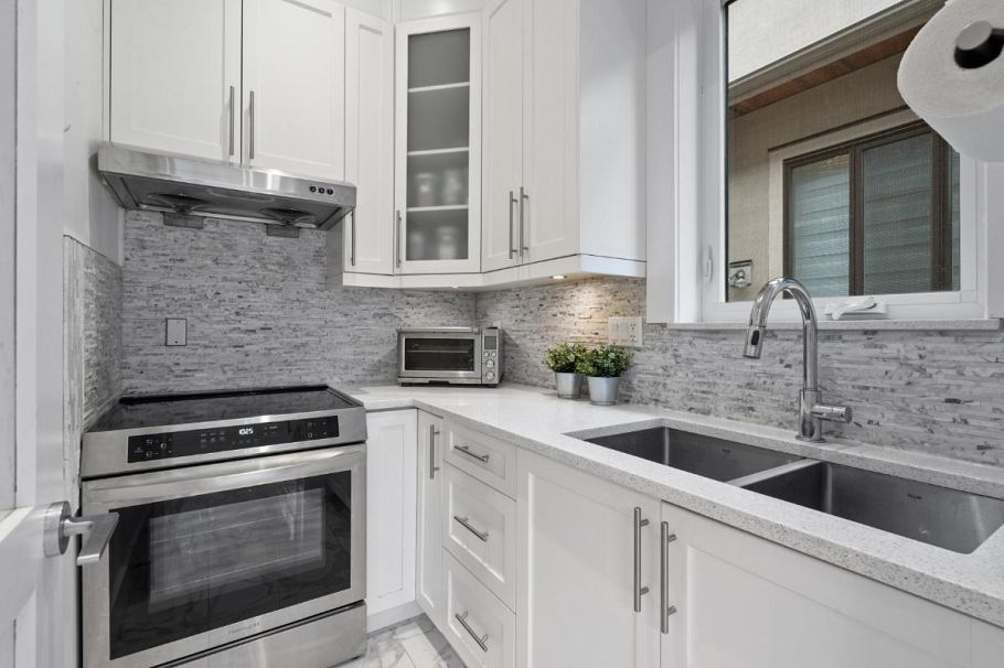 5058 Dunbar Street Vancouver, BC - 21