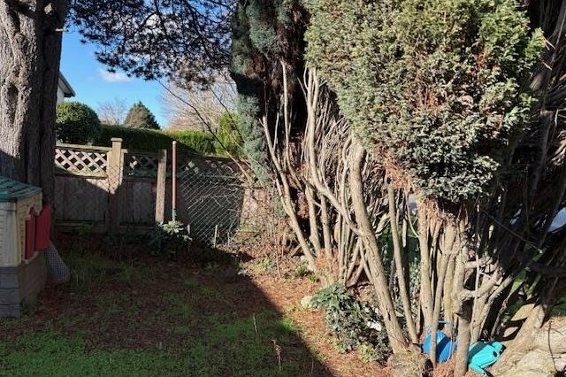 76 W 62nd Avenue Vancouver, BC - 4