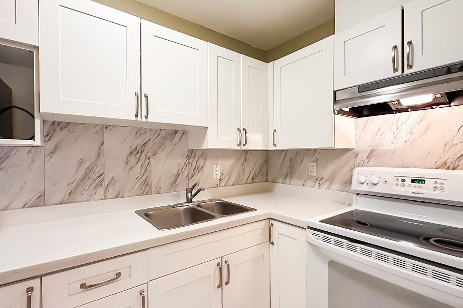 302 120 Garden Drive Vancouver, BC - 8