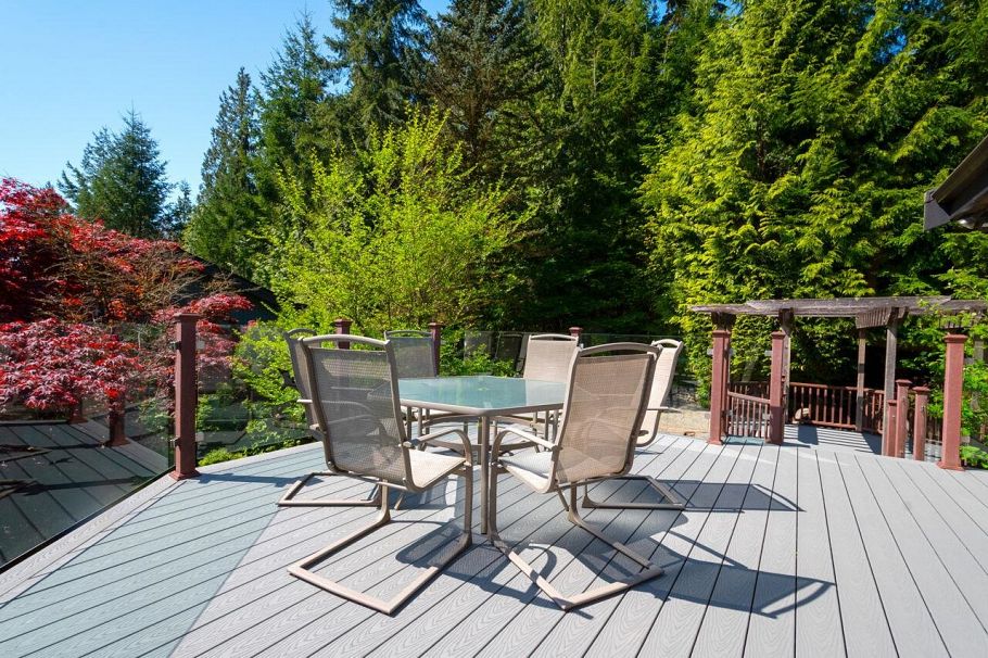 1605 Lockehaven Road North Vancouver, BC - 28