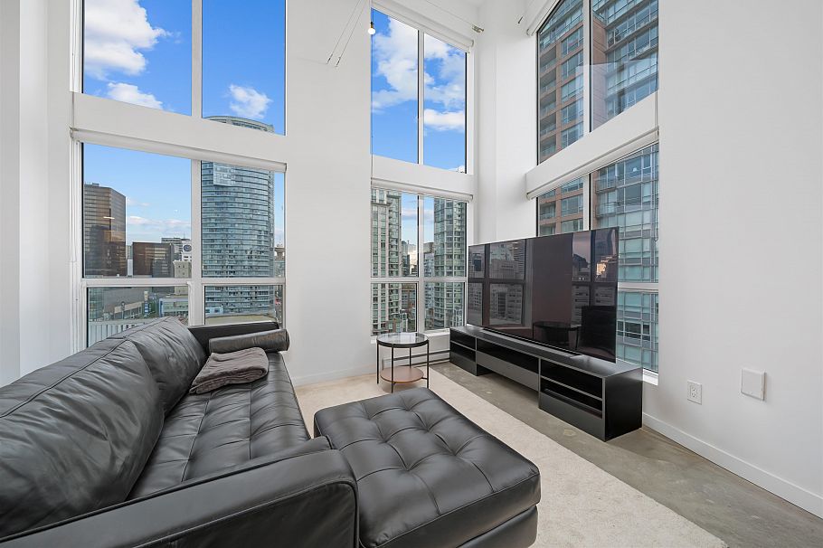 1012 933 Seymour Street Vancouver, BC - 3