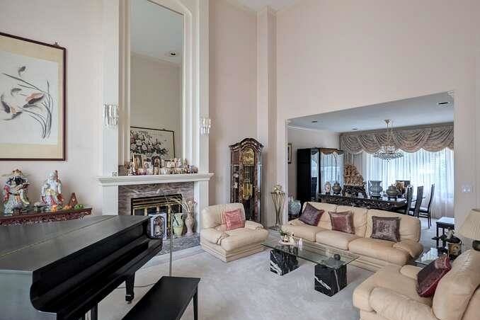 1288 W 51st Avenue Vancouver, BC - 2