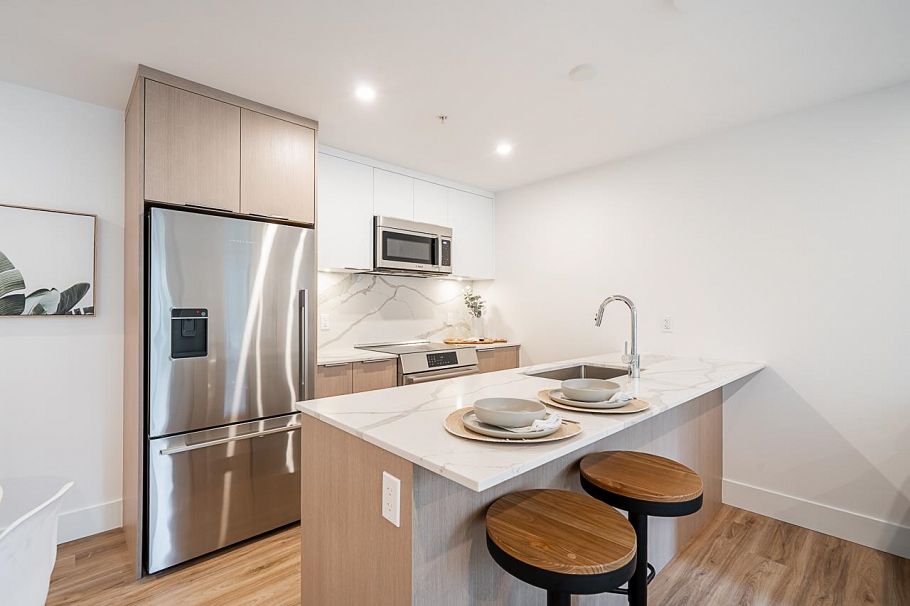 110 2085 E 1st Avenue Vancouver, BC - 10