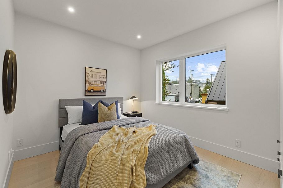 2 1945 E 13th Avenue Vancouver, BC - 8