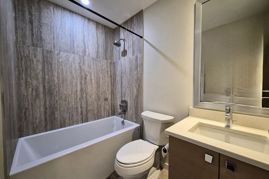 317 2033 W 10th Avenue Vancouver, BC - 14