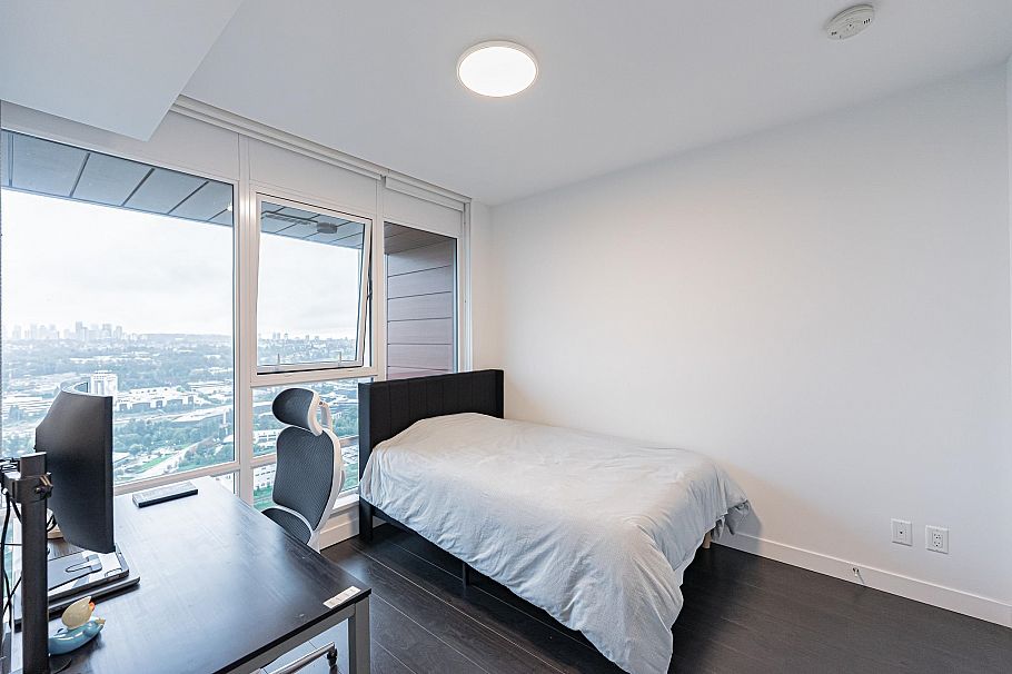 3406 2085 Skyline Court Burnaby, BC - 10