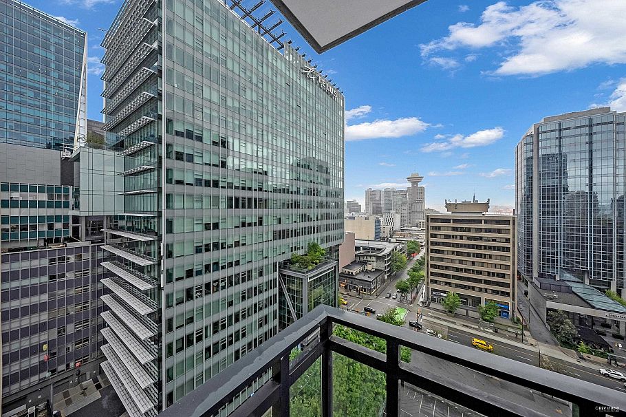1907 788 Richards Street Vancouver, BC - 24