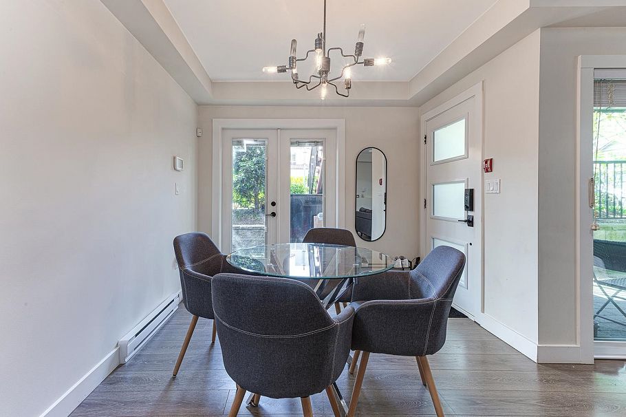 2488 E 34th Avenue Vancouver, BC - 9