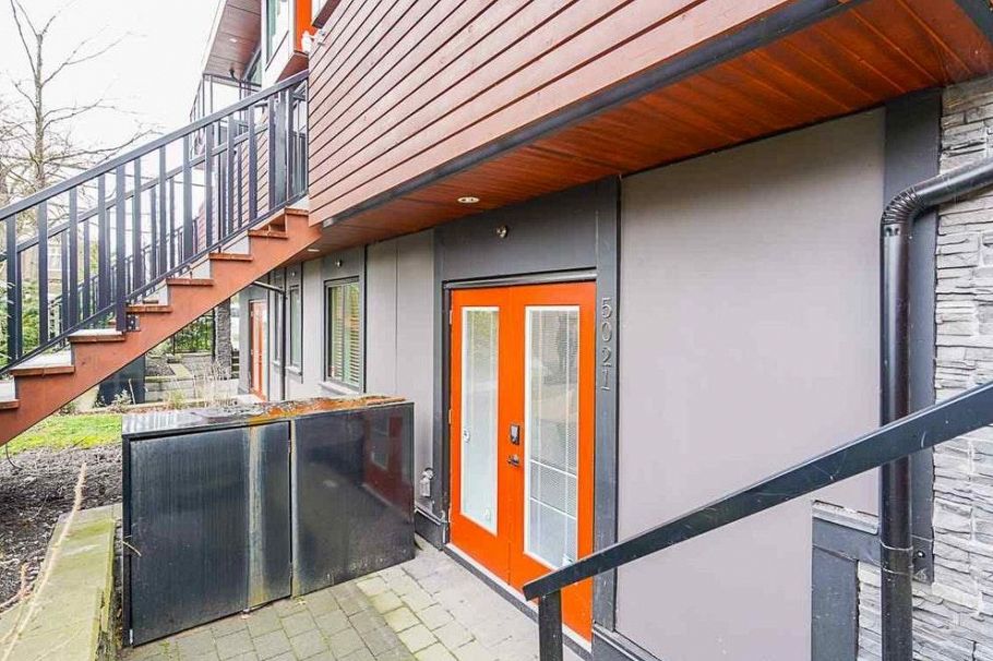 2488 E 34th Avenue Vancouver, BC - 4