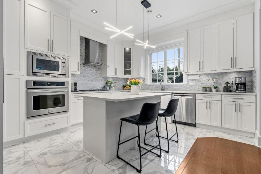 5058 Dunbar Street Vancouver, BC - 8