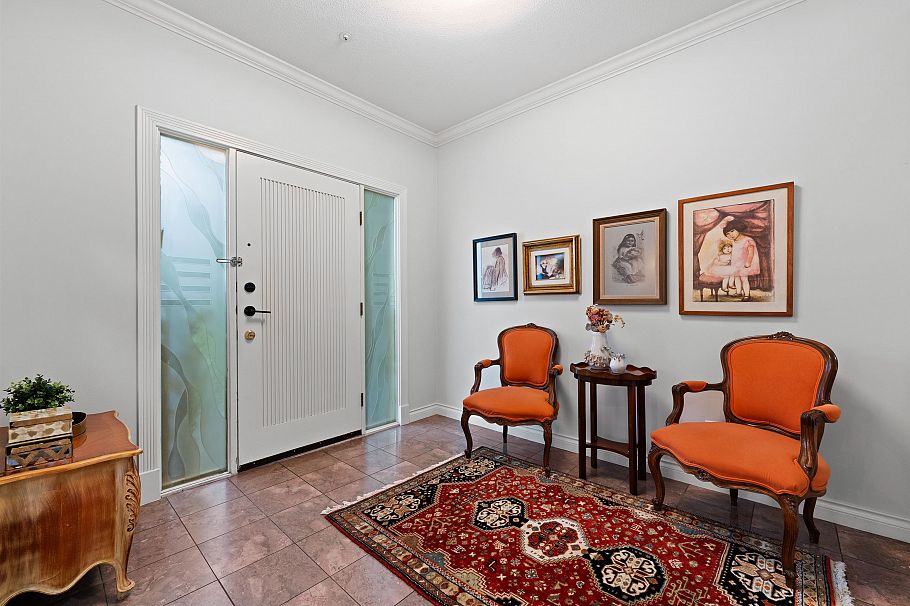 2992 W 42nd Avenue Vancouver, BC - 2