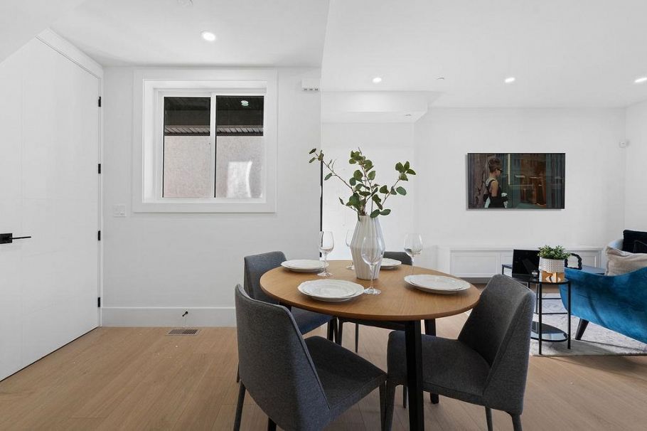 2 2447 E 41st Avenue Vancouver, BC - 7