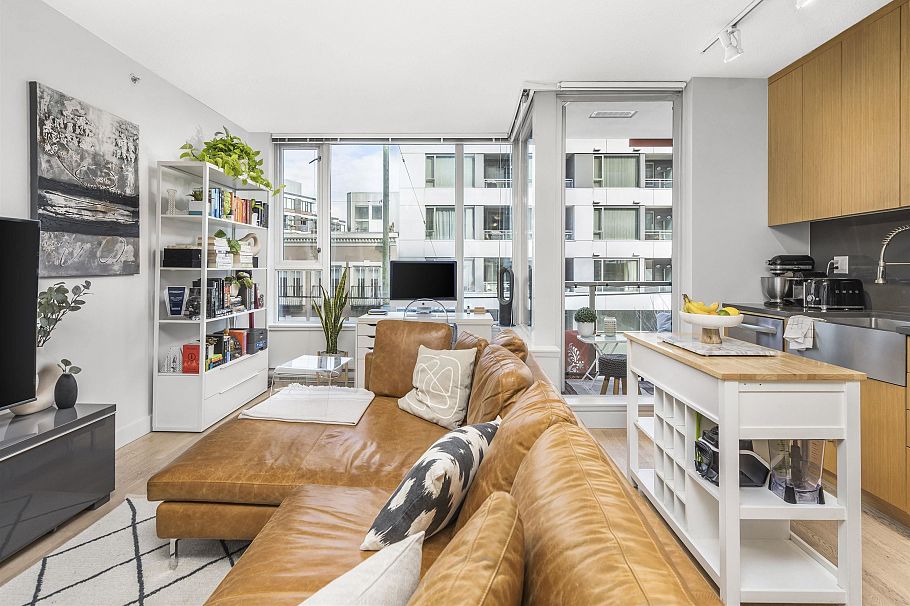 3XX 250 E 6TH AVENUE, Vancouver BC V5T 0B7 Vancouver, BC - 3