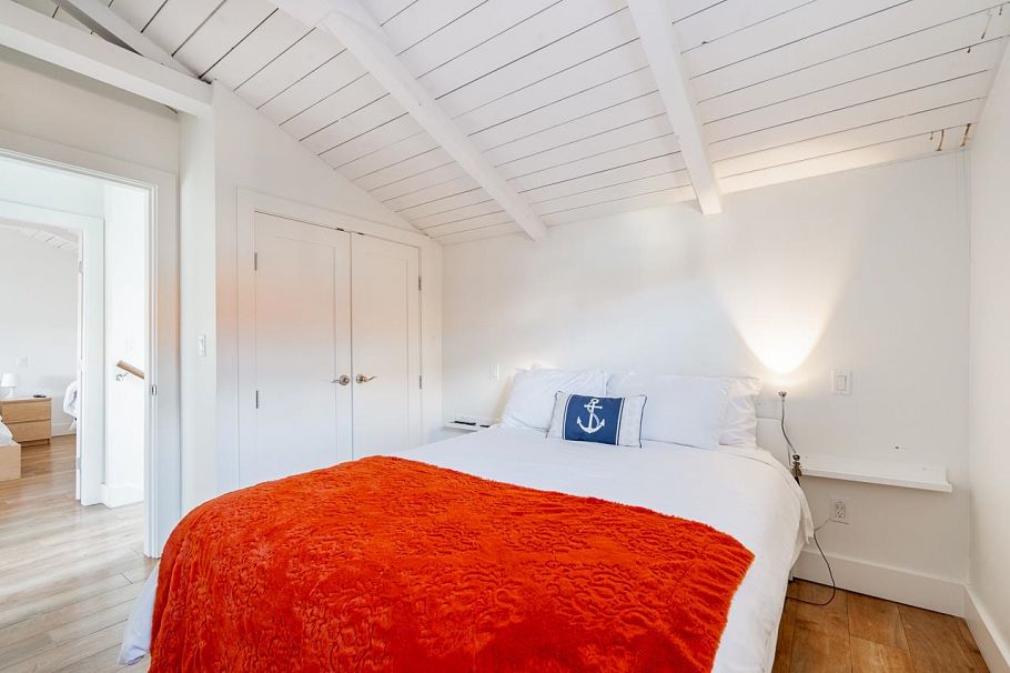 A015 415 Esplanade Avenue North Vancouver, BC - 26