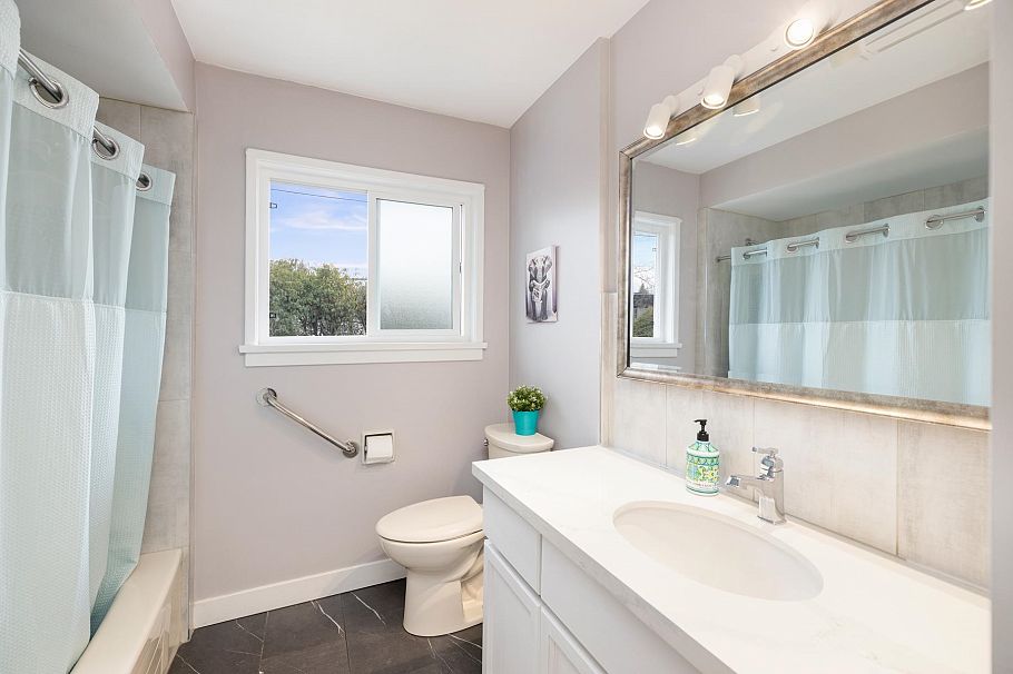 935 Beaconsfield Road North Vancouver, BC - 23