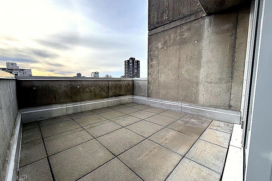 802 1150 Bute Street Vancouver, BC - 17