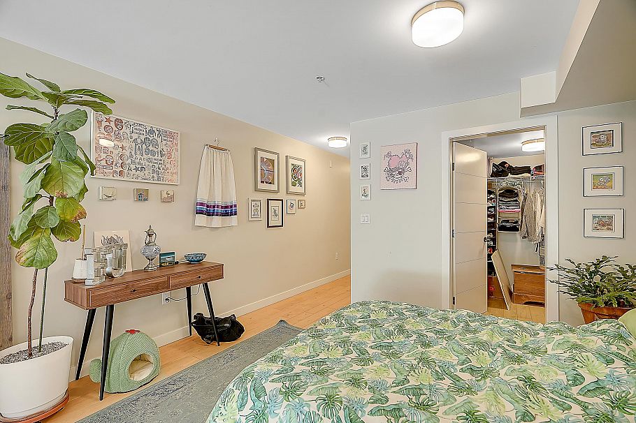 210 2508 Fraser Street Vancouver, BC - 12