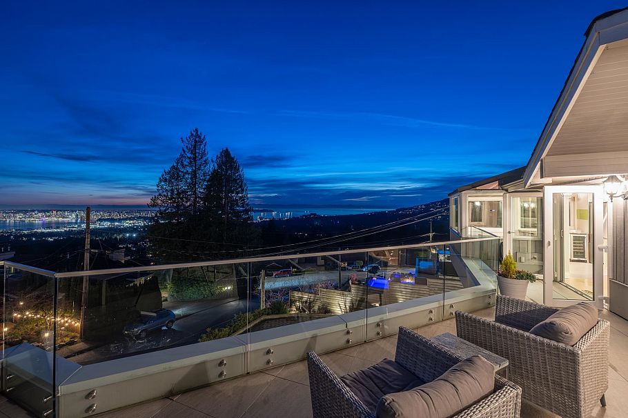 310 Beaver Road North Vancouver, BC - 12