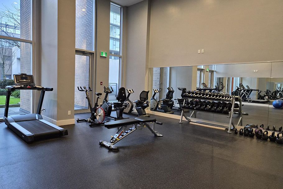 317 2033 W 10th Avenue Vancouver, BC - 32