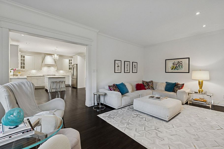 4081 Woodbury Avenue North Vancouver, BC - 15