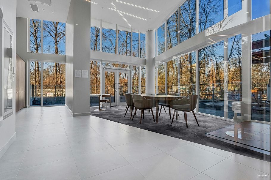 1906 1401 Hunter Street North Vancouver, BC - 17